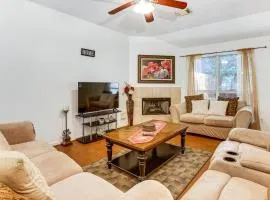 Explore Houston & Beyond! Spring Home w/ Backyard