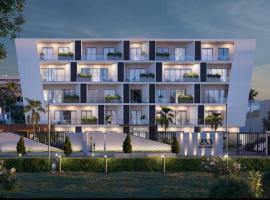 Stylish Spacious Studio with Pool & Fitness Centre，位于阿克拉的带泳池的酒店