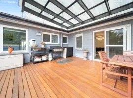 4-Bed Family Home with Spacious Backyard and BBQ