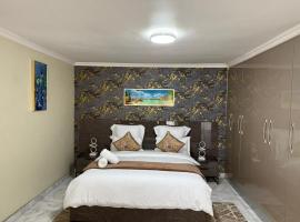 Fezeu's Place，位于约翰内斯堡的自助式住宿