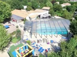 ZEcamping 4 étoiles animaux acceptés bain à remous sauna et solarium
