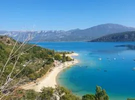 AUBERGE de SAINTE CROIX