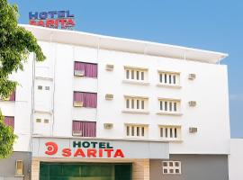 Hotel Sarita - Near Surat Railway Station，位于苏拉特的酒店
