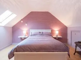 Newly refurbished Bespoke Self-Catering Apartment
