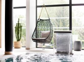 乐利斯铂尔格酒店，餐厅及Spa中心，位于沃恩-罗曼尼的酒店