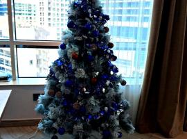 Female - Girls Joyful Journeys - girls only bedspace，位于迪拜的乡村别墅