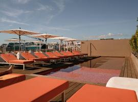 Lumen Hotel & The Lisbon Light Show，位于里斯本的酒店