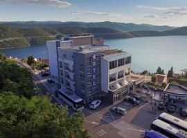 内乌姆加德兰酒店，位于内乌姆的酒店