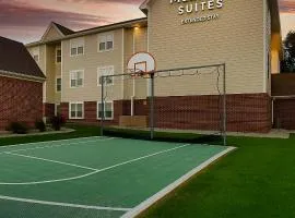 MainStay Suites Appleton Airport - Fox River Mall Area