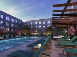 Hyatus Luxury Residences Boston Everett Signature Collection