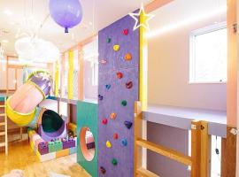 KOTOVilla JR琴平駅近く丸々貸切一棟室内アスレチック，位于琴平町的酒店