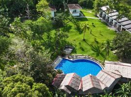 Annabel's Resort，位于Ferrol的酒店