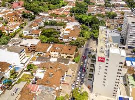 Hotel Ibis Cali Granada，位于卡利的酒店