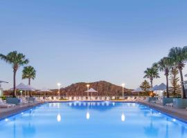 曼特拉埃塔朗海滩度假村，位于艾塔龙海滩的酒店