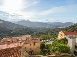 3 Bedroom Gorgeous Apartment In Olmeto