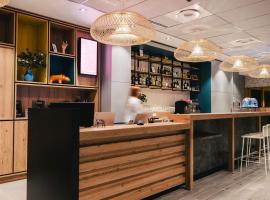 ibis Rouen Centre Rive Droite Pasteur，位于鲁昂的带停车场的酒店