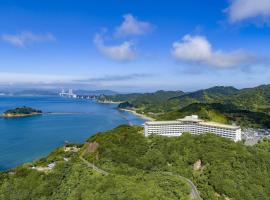 Grand Mercure Awaji Island Resort & Spa，位于南淡路市的酒店