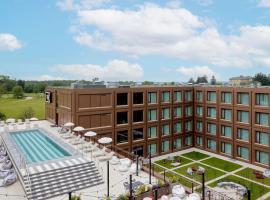 TRIBE Milano Malpensa，位于维佐拉提契诺的带泳池的酒店