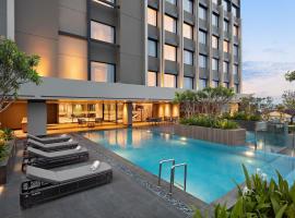 Mercure Madiun，位于茉莉芬的美居酒店