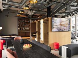 You Hotel Deauville - Handwritten Collection，位于多维尔的酒店