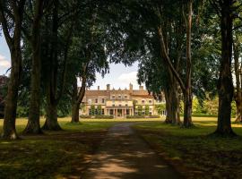 Lucknam Park, Emblems Collection，位于奇彭纳姆的酒店