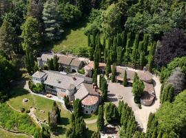Beauregard Jura - Peaceful Estate Stays Near Geneva，位于热克斯的酒店