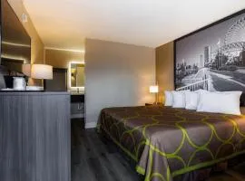 Super 8 by Wyndham Rockford South