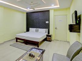 Hotel O Glassy，位于比莱的酒店