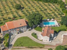 San Tomasini Heritage Hotel，位于维斯尼安的酒店