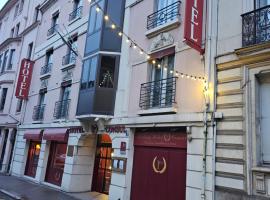 康苏尔鲁昂酒店，位于鲁昂的酒店