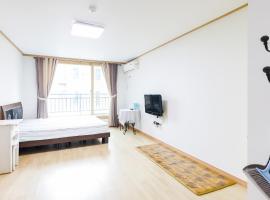 온담펜션，位于Sŏnjae-do的酒店