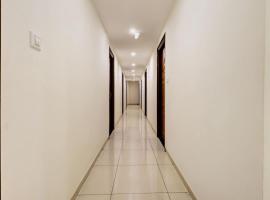 Dream Comforts Lodging & Boarding，位于班加罗尔的酒店