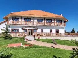 Pensiunea Roua Brazilor Mărișel