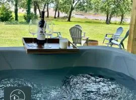 Golden Pine - Lakefront Cabin getaway