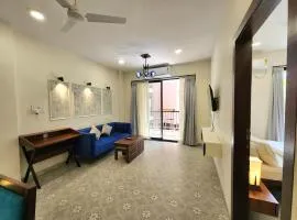 Central Candolim 1BHK Apartment with Kitchenette - Close to Beach
