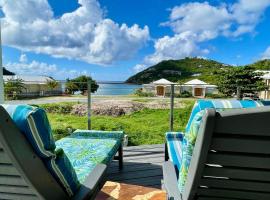 Pond Bay Paradise Villa Ocean Views Beach and Kayaks，位于Cruz Bay的酒店