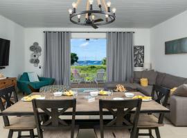 Southern Star Villa Kayaks SUPS Steps to Beach，位于Cruz Bay的酒店