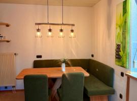 Charmantes Apartment Roding mit 3 Schlafzimmer，位于罗丁的酒店