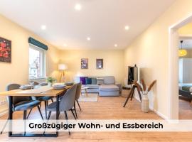 Utes Huus，位于威克奥夫弗尔的带停车场的酒店