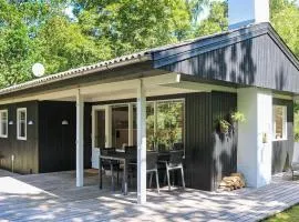 6 person holiday home in Hadsund-By Traum