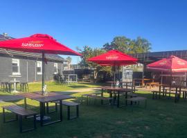 Royal Mail Hotel Mulwala，位于穆尔瓦拉的酒店