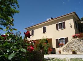 Appartamento Ibisco Seaside and Pool，位于La Caduta的酒店