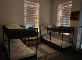 Hostel PEREMOGA，位于普热梅希尔的自助式住宿