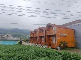 Dieng Indah Villa & Cabin by Hello Room