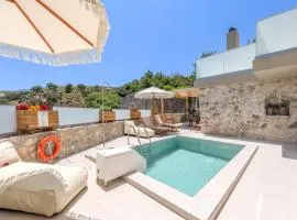 Casa Karinea - Serene Stone House Retreat