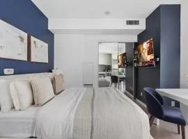 Chic Downtown TO Studio Near Entertainment Dist