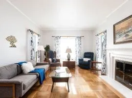 Mid-Century Modern Home in Daly City