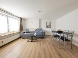 Schiefe Stadtvilla Oldenburg - großes Altbauhaus