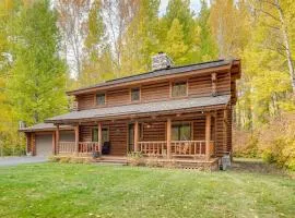 Along Big Wood River: Hailey Family Cabin w/ Yard