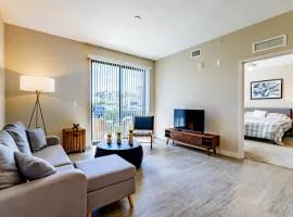 Fort Myers 1BR Condo | Pool + Gym + BBQ